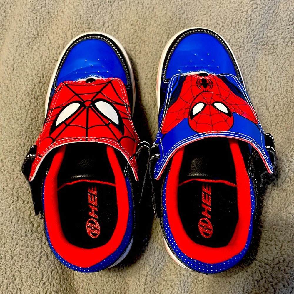 Spider-Man heelys